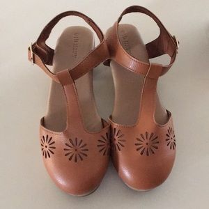 Youth size wooden clogs